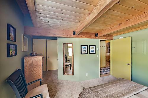 Apartamento Updated Mountainside Condo With Hot Tub Condo