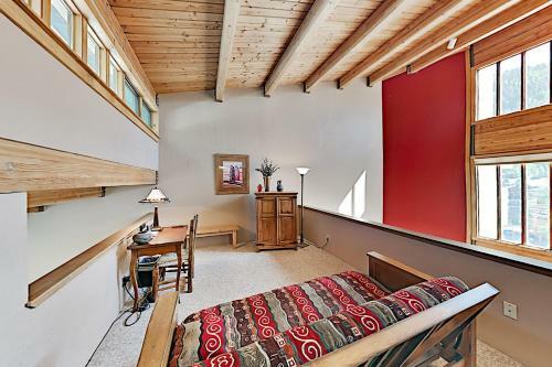 Apartamento Mountain Retreat With Serene Balcony Condo