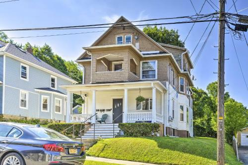 Charming Apartment With Deck, 5 Miles To Campus!
