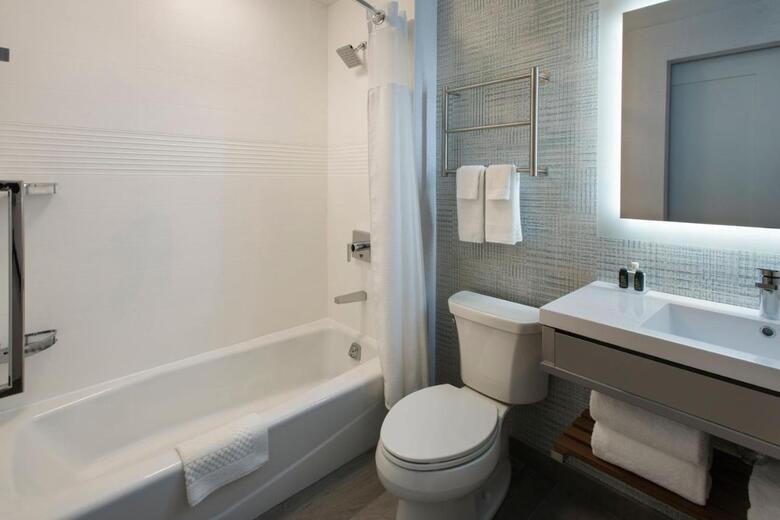 Hotel Towneplace Suites By Marriott New York Brooklyn