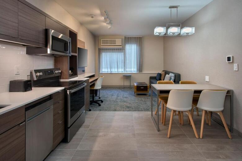 Hotel Towneplace Suites By Marriott New York Brooklyn