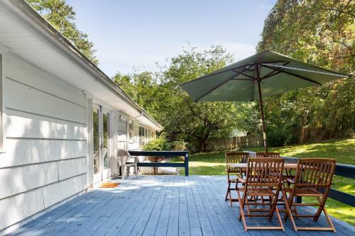 The Parkside Retreat In Noyac