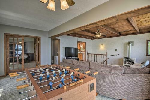 Family-friendly Cayuga Lake Retreat With Dock!