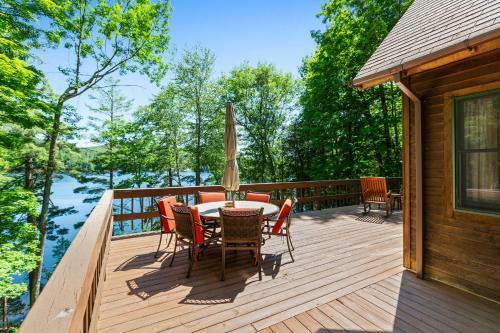 Adirondack Oasis Lake House With Dock And Deck!