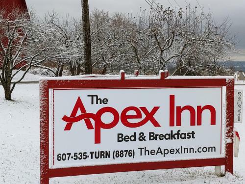 Apex Inn Bed And Breakfast
