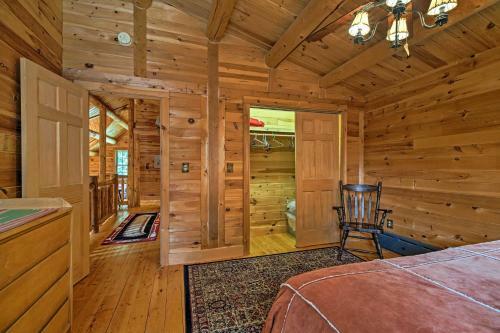 Stellar Wilmington House On 20 Wooded Adk Acres!
