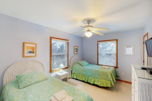 Carolina Beach Retreat #13-3