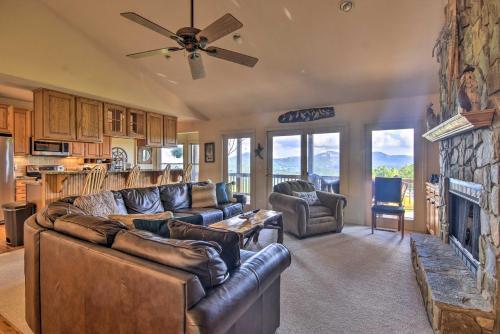 High Gravity Banner Elk Custom Chalet With Views!