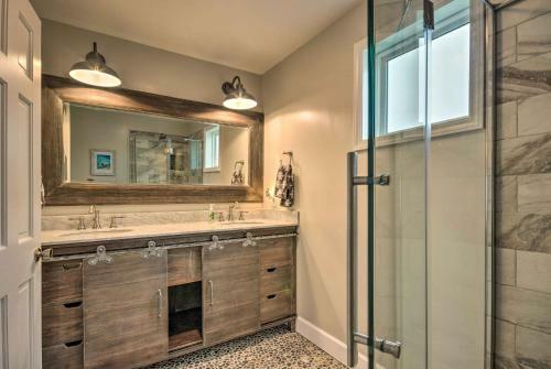Ski-in And Ski-out Beech Mountain Cabin With Deck!