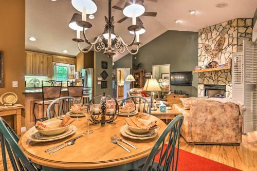 Stunning Beech Mountain Cabin With Porch And Hearth