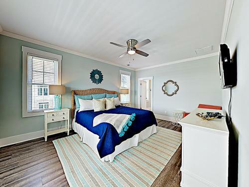 Chic Coastal Home With Pool, Ocean Views, Near Beach Home