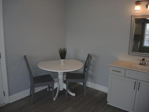 1408l Home