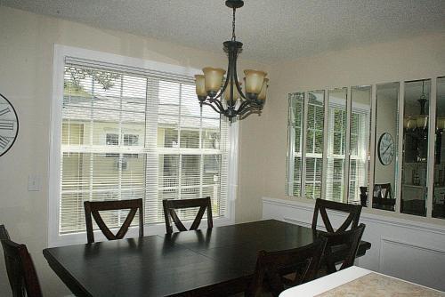 1409 Villa