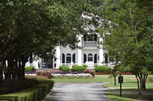 1404 Villa