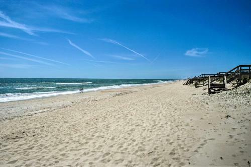 Apartamento Carolina Beach Condo With Deck Steps To Shore!