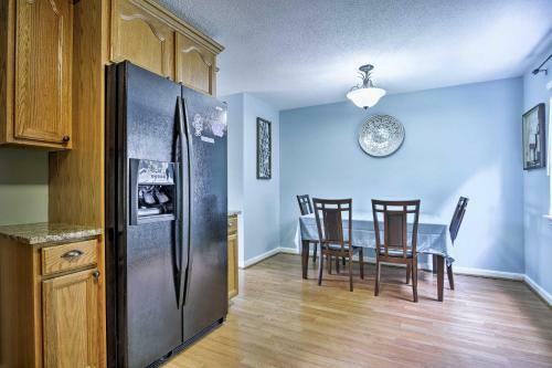 Chapel Hill Home With Pool Access - 2 Mi To Unc!