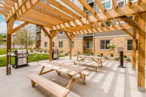 Hotel Waterwalk Charlotte Arrowood