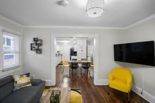 Charlotte Luxury Home Noda