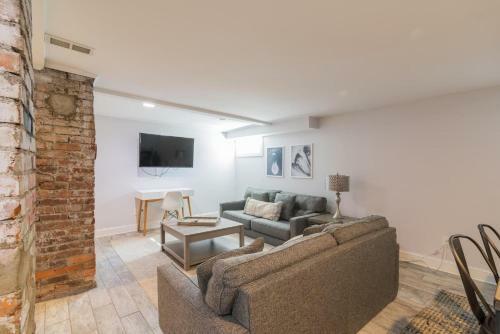 Cool Guest House - Close To Uptown - Walk Everywhere