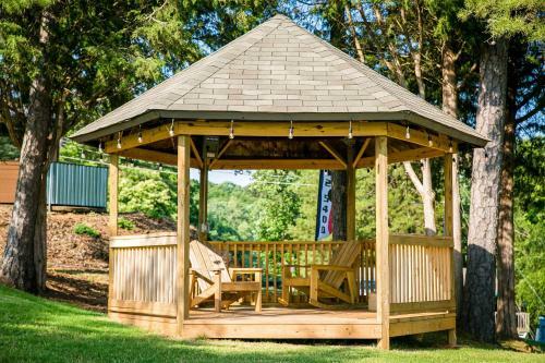 Waterview Studio With Private Porch #28 At Long Cove Resort