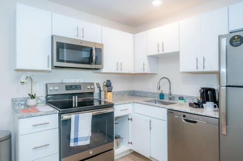 Apartamento Viagem Cozy 1br With Parking Near Rtp