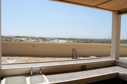 Pinch Me #12h