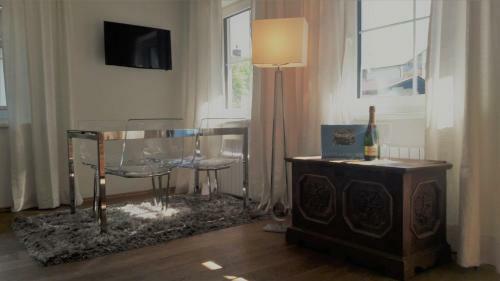 Hostal Pension Chalet Schott