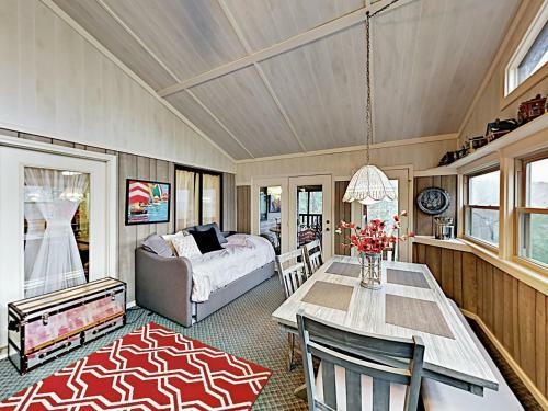 Dogwood House Home