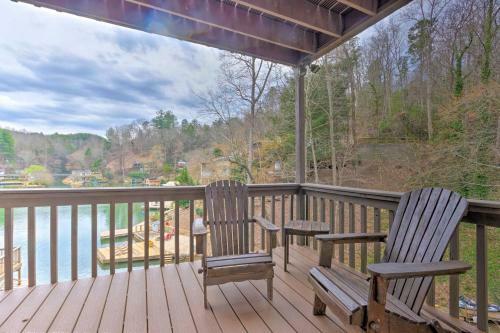 Waterfront Lake Lure Home With Loft And 2-story Deck!
