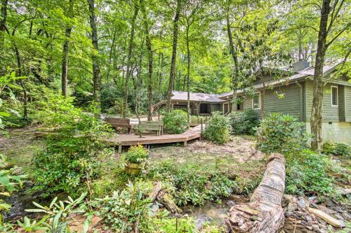 Lake Toxaway Cabin With Fire Pit - 1mi To Marina