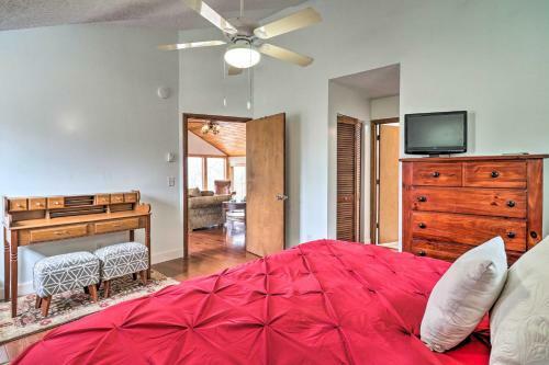 Maggie Valley Mtn Home With Hot Tub And Views!