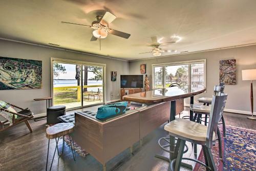 Riverfront New Bern House With Gourmet Kitchen!