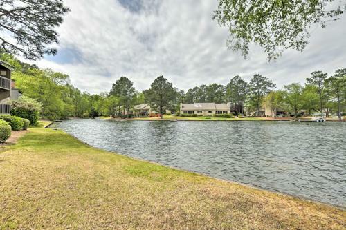 Apartamento Lakeview Condo With Resort Pool 2 Mi To Golf!