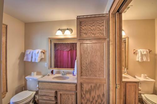 Updated Sapphire Resort Cottage, Walk To Ski Slope
