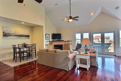 25209 Sea Isle Shores Ct
