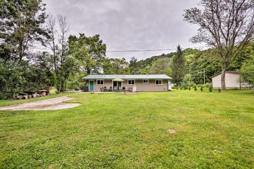 Cottage With Yard And Grill Next To Wayne Forest Np