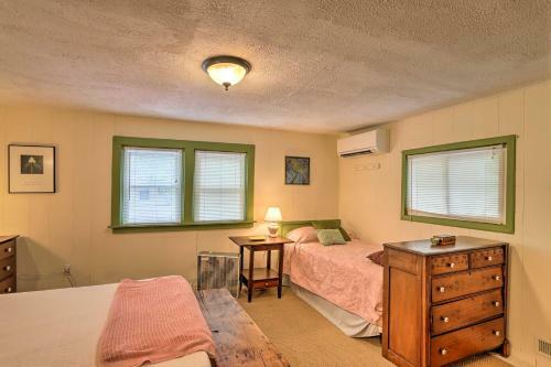 Spacious Lakeside Cottage - 2 Miles To Marblehead!