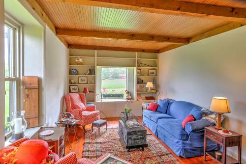 Historic Ottawa Lake House Deck, Barn And 96 Acres!