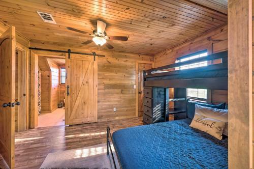 Broken Bow Retreat With Game Room And Hot Tub!