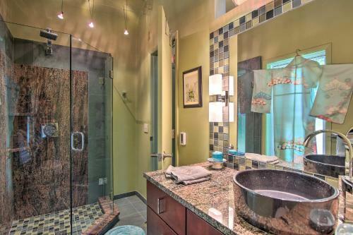 Tulsa Cottage With Yard - 1 Block To Philbrook!
