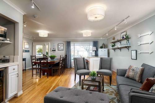 Watson Avenue Villa