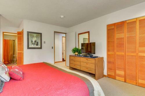 Meadow House 24