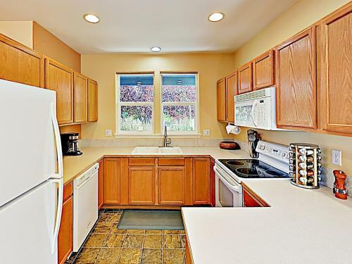 New Listing! Updated Sanctuary With Backyard Oasis Home