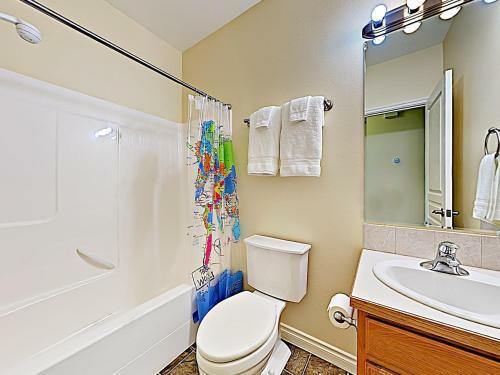 New Listing! Updated Sanctuary With Backyard Oasis Home