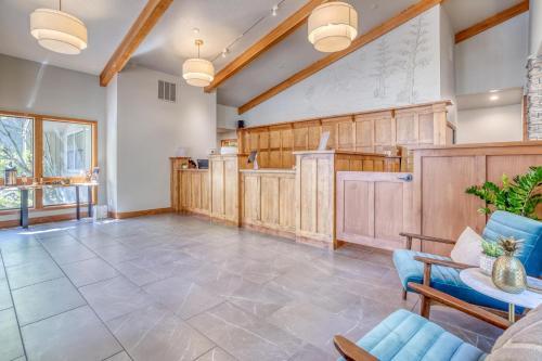 River Ridge Two-bedroom Condos