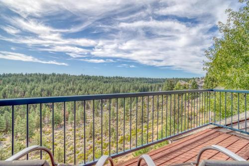 River Ridge Three-bedroom Condos