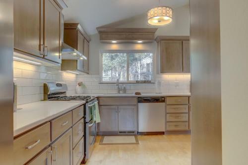 West Hills Home