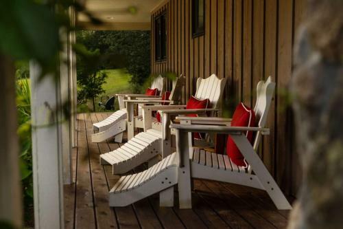 The Brookside Inn Manor