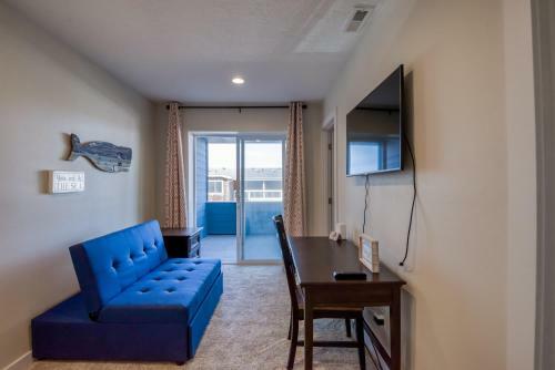 Oceanview Townhome - Pet Friendly - Sleeps 6 - King