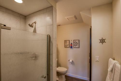 Oceanview Townhome - Pet Friendly - Sleeps 6 - King